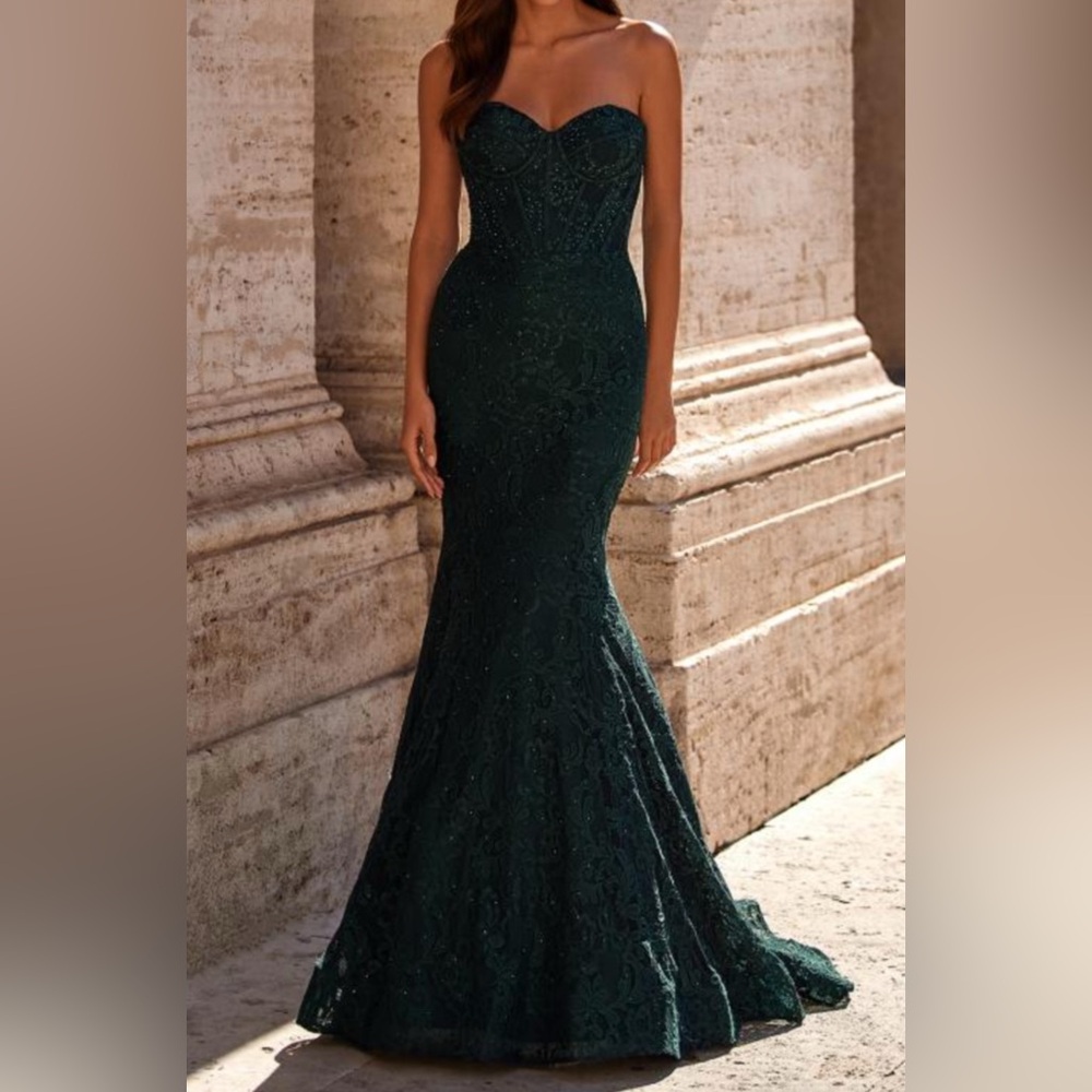 Nova Dress